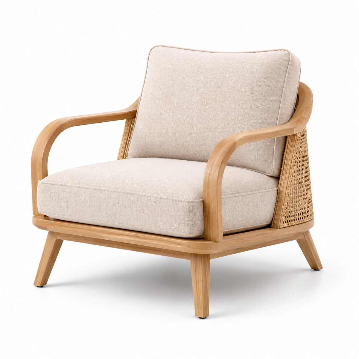 Fauteuil en bois de frêne et rotin avec coussins en lin beige
